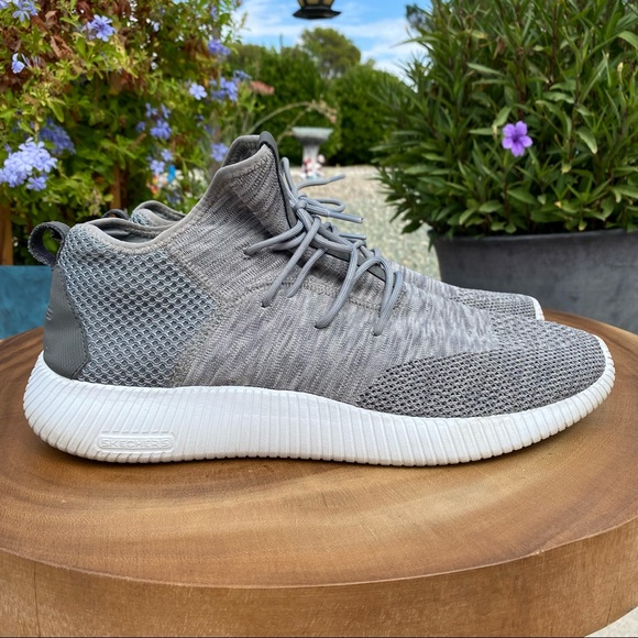 Skechers Other - SKECHERS Up to Snuff Depth Charge Knit Sneaker